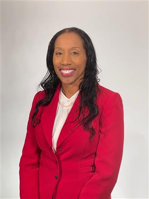 Dr Nicole Williams